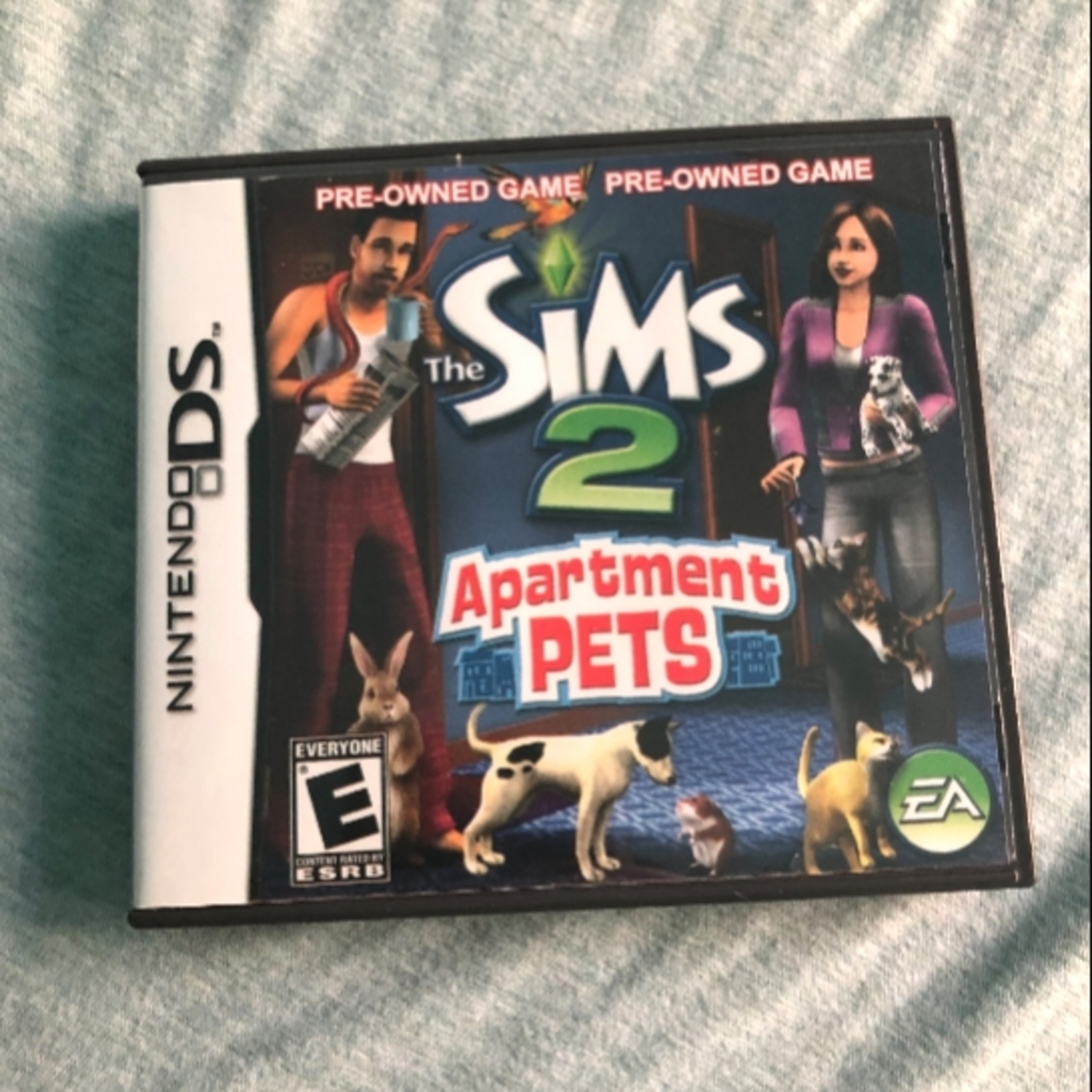 Nintendo DS The Sims 2 Apartment pets game